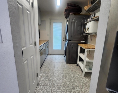9008 Turrentine Drive - Photo Thumbnail 36