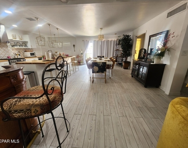 9008 Turrentine Drive - Photo Thumbnail 9