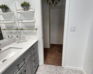 9008 Turrentine Drive - Photo Thumbnail 47