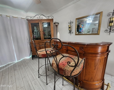 9008 Turrentine Drive - Photo Thumbnail 8