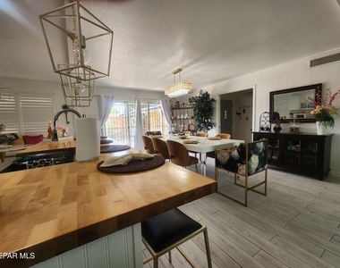 9008 Turrentine Drive - Photo Thumbnail 24