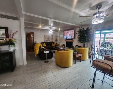 9008 Turrentine Drive - Photo Thumbnail 2