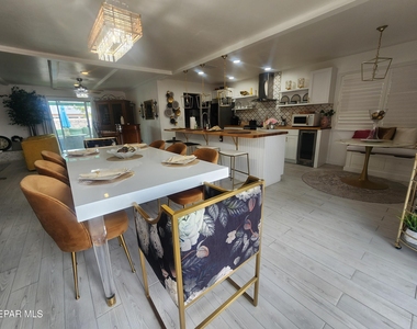 9008 Turrentine Drive - Photo Thumbnail 21