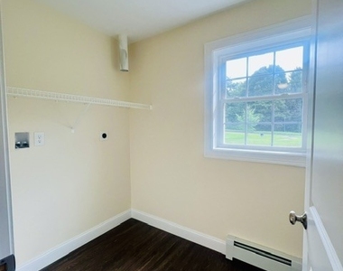 205 Zion Street - Photo Thumbnail 3