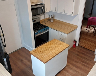136 Mead Avenue - Photo Thumbnail 4