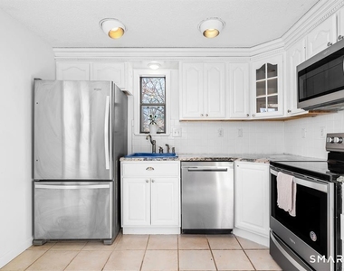 7 Cottonwood Drive - Photo Thumbnail 5