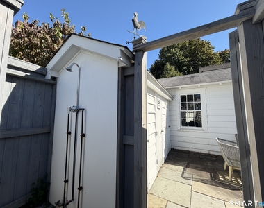 20 Norwalk Avenue - Photo Thumbnail 22