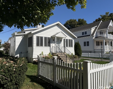 20 Norwalk Avenue - Photo Thumbnail 4