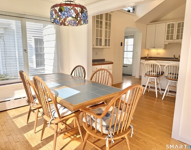 20 Norwalk Avenue - Photo Thumbnail 6