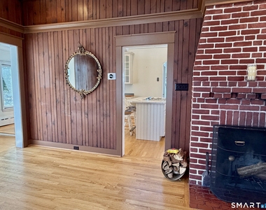 20 Norwalk Avenue - Photo Thumbnail 13