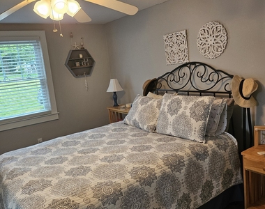 11 Brightwater Road - Photo Thumbnail 9