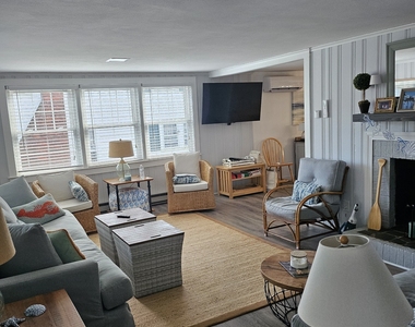 11 Brightwater Road - Photo Thumbnail 8