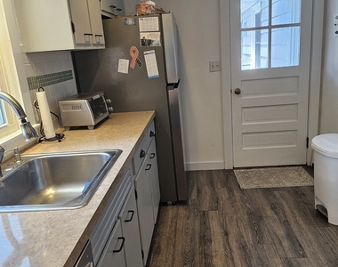 11 Brightwater Road - Photo Thumbnail 5