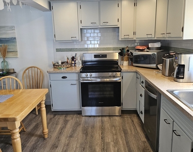 11 Brightwater Road - Photo Thumbnail 6