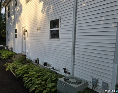 48-c Morgan Avenue - Photo Thumbnail 21