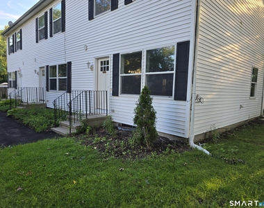 48-c Morgan Avenue - Photo Thumbnail 2