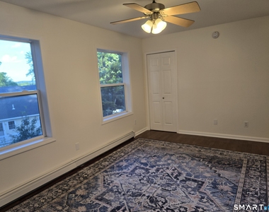 48-c Morgan Avenue - Photo Thumbnail 10