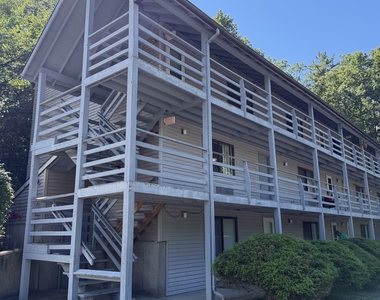 17 Farmington Avenue - Photo Thumbnail 17