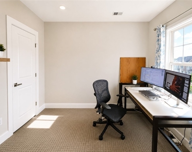4303 Spruce Rd - Photo Thumbnail 30