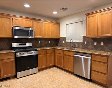 9938 Copano Bay Avenue - Photo Thumbnail 10