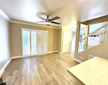 432 Winthrop Place - Photo Thumbnail 7