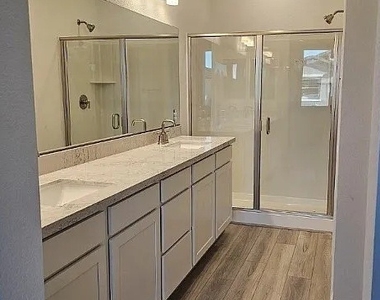 212 Wewatta Avenue - Photo Thumbnail 2