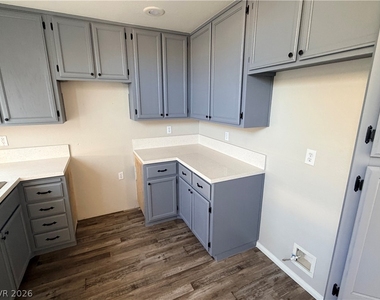 2669 Ridgewater - Photo Thumbnail 3