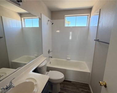 2669 Ridgewater - Photo Thumbnail 7