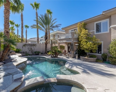 724 Pinnacle Heights Lane - Photo Thumbnail 49