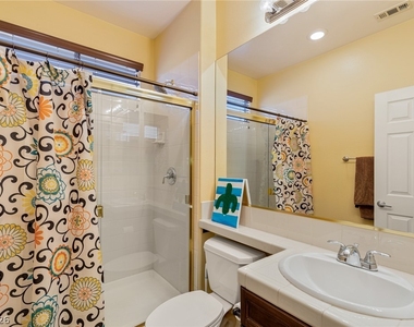 724 Pinnacle Heights Lane - Photo Thumbnail 24