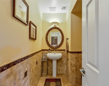 724 Pinnacle Heights Lane - Photo Thumbnail 10
