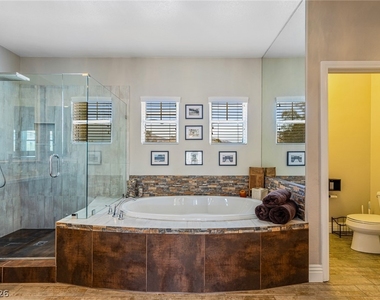 724 Pinnacle Heights Lane - Photo Thumbnail 34