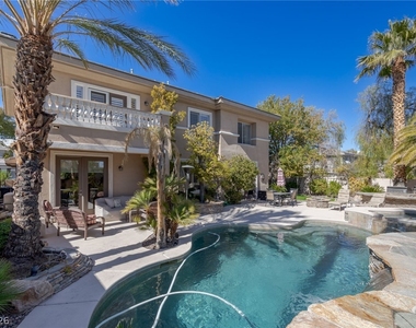 724 Pinnacle Heights Lane - Photo Thumbnail 47
