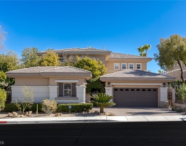 724 Pinnacle Heights Lane - Photo Thumbnail 1