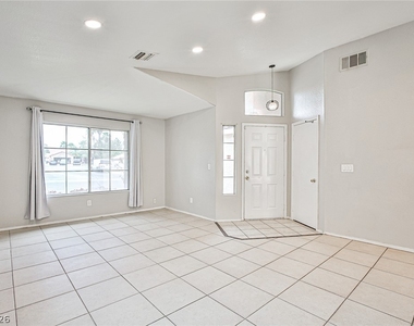 505 Casa Del Norte Drive - Photo Thumbnail 4