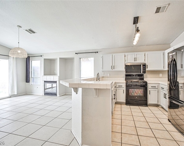 505 Casa Del Norte Drive - Photo Thumbnail 8