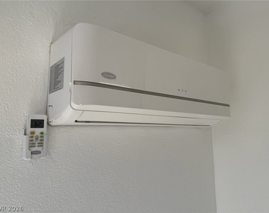 440 Elm Drive - Photo Thumbnail 10