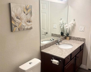 5260 River Glen Drive - Photo Thumbnail 11