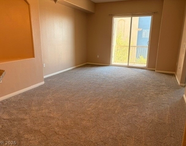 68 E Serene Avenue - Photo Thumbnail 13