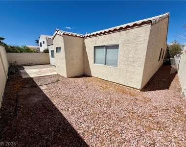 2821 Norfolk Avenue - Photo Thumbnail 16