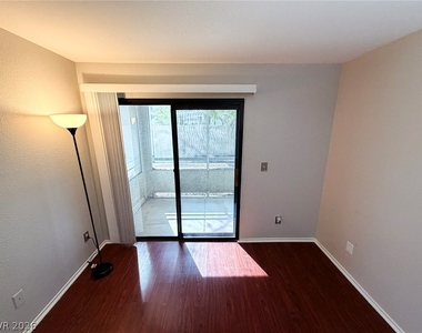 5211 Lindell Road - Photo Thumbnail 7
