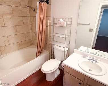 5211 Lindell Road - Photo Thumbnail 11