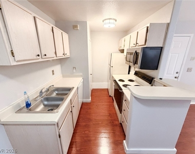 5211 Lindell Road - Photo Thumbnail 2
