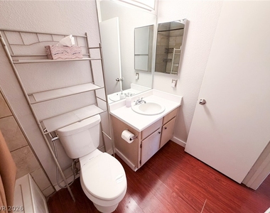 5211 Lindell Road - Photo Thumbnail 13