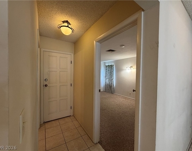 2212 Plaza Del Prado - Photo Thumbnail 22