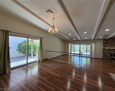 2212 Plaza Del Prado - Photo Thumbnail 15