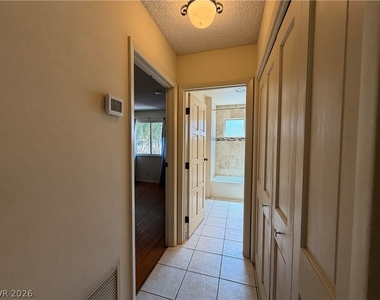 2212 Plaza Del Prado - Photo Thumbnail 6