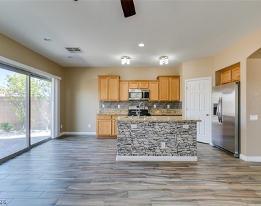 8944 Bandinella Avenue - Photo Thumbnail 8