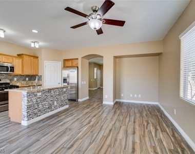 8944 Bandinella Avenue - Photo Thumbnail 6