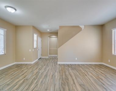 8944 Bandinella Avenue - Photo Thumbnail 22